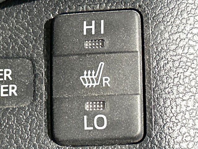 TOYOTA PRIUS PHV 2017