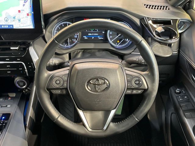 TOYOTA HARRIER 2WD 2021