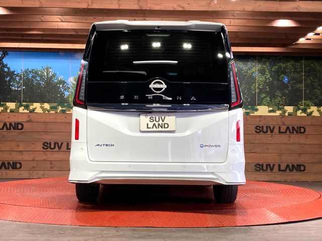 NISSAN SERENA  WG 2023