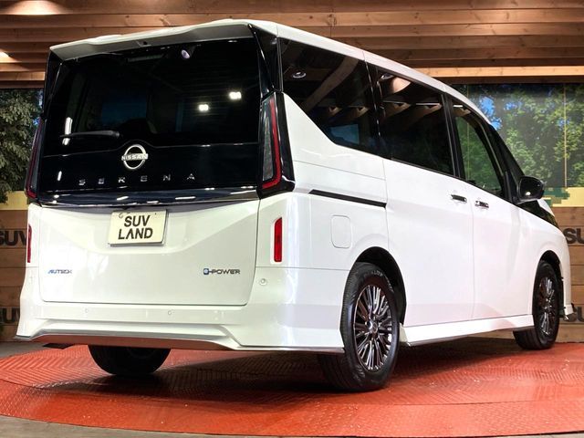 NISSAN SERENA  WG 2023