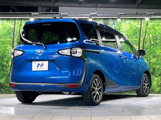 TOYOTA SIENTA 2017