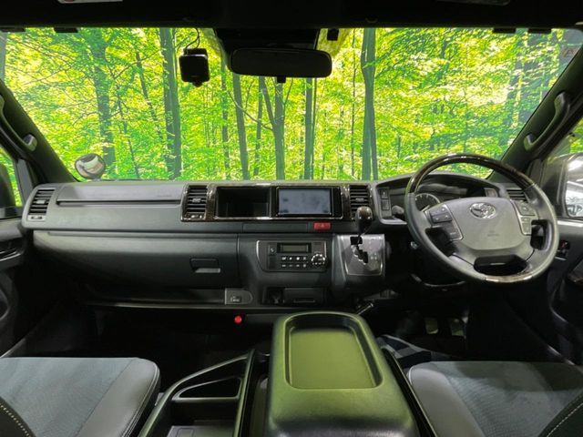 TOYOTA HIACE van 2WD 2021
