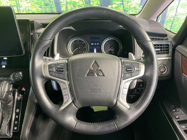 MITSUBISHI DELICA D:5 4WD 2023