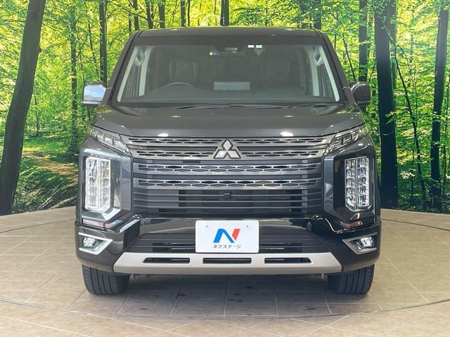 MITSUBISHI DELICA D:5 4WD 2023