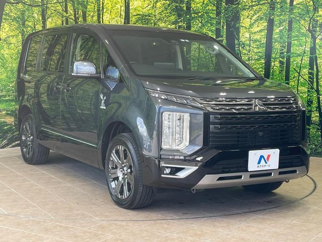 MITSUBISHI DELICA D:5 4WD 2023