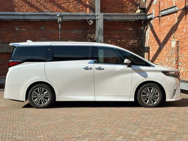TOYOTA ALPHARD 4WD 2023