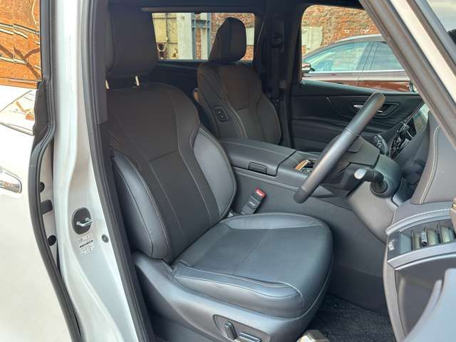 TOYOTA ALPHARD 4WD 2023