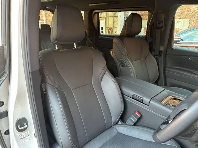 TOYOTA ALPHARD 4WD 2023