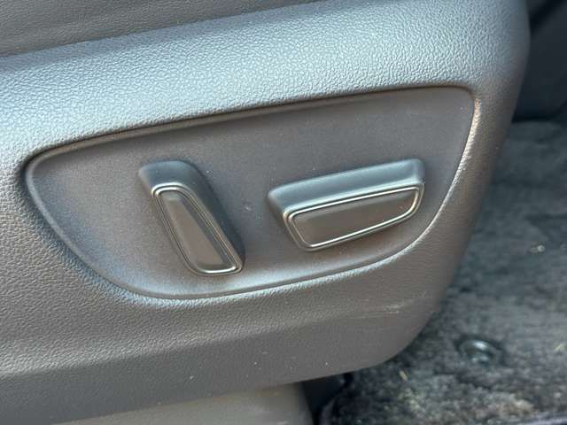 TOYOTA ALPHARD 4WD 2023