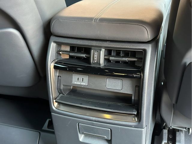 TOYOTA ALPHARD 4WD 2023