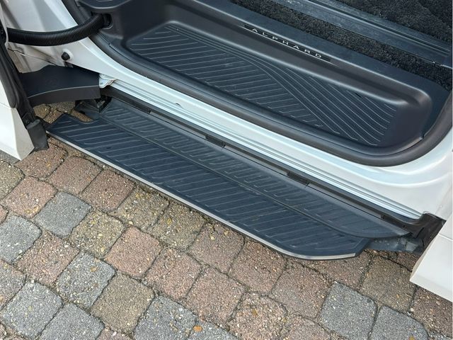 TOYOTA ALPHARD 4WD 2023