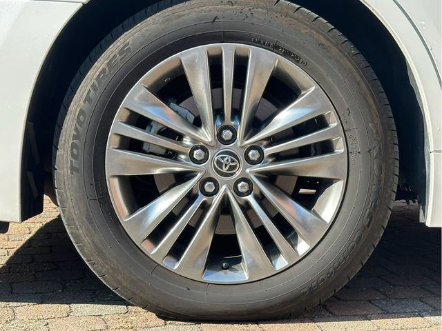 TOYOTA ALPHARD 4WD 2023