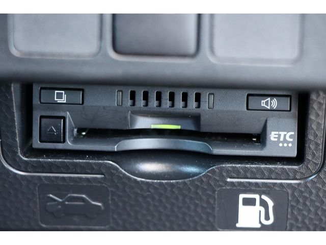 TOYOTA ROOMY 4WD 2021