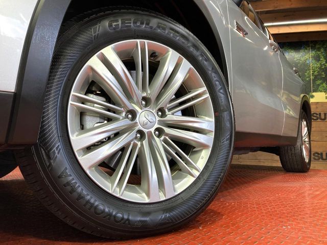 MITSUBISHI OUTLANDER PHEV 2024