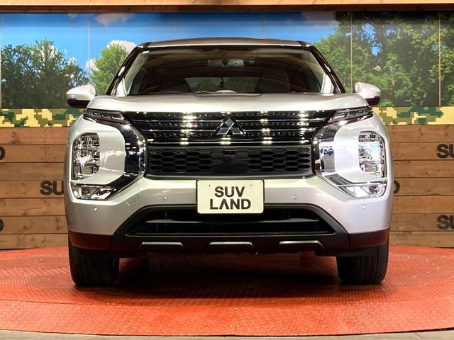 MITSUBISHI OUTLANDER PHEV 2024