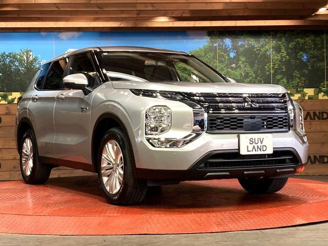 MITSUBISHI OUTLANDER PHEV 2024