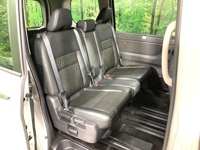 NISSAN SERENA  WG 2022