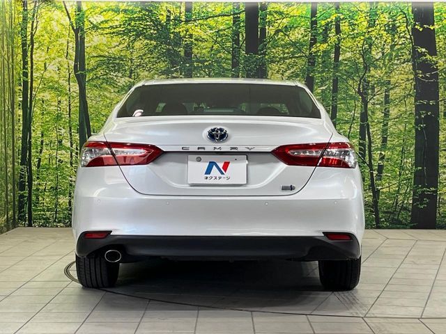 TOYOTA CAMRY HYBRID 2018