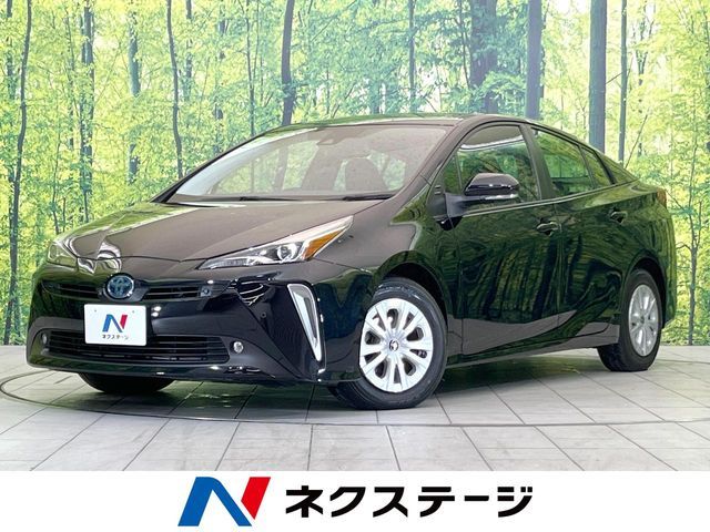 TOYOTA PRIUS 2021