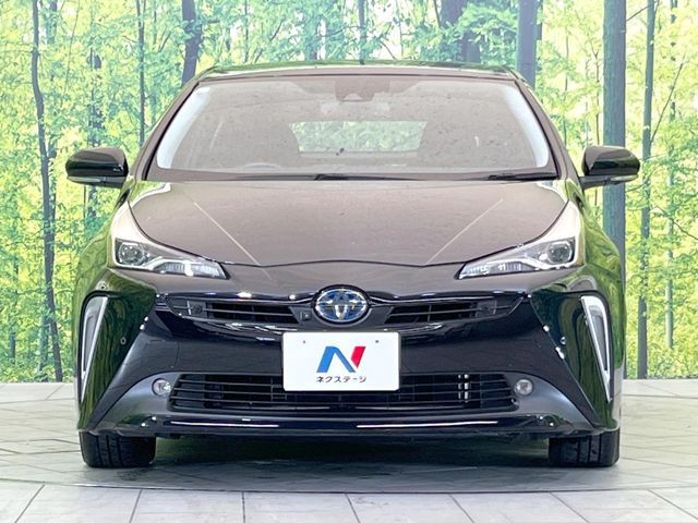 TOYOTA PRIUS 2021