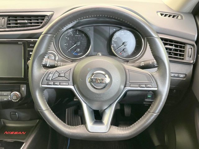 NISSAN X-TRAIL HYBRID 2WD 2017