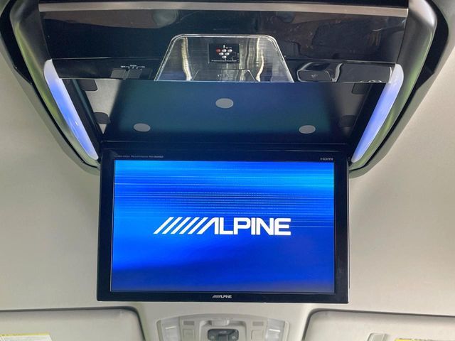 TOYOTA ALPHARD 2014