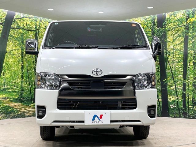 TOYOTA HIACE van 2WD 2025