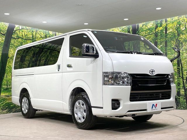 TOYOTA HIACE van 2WD 2025