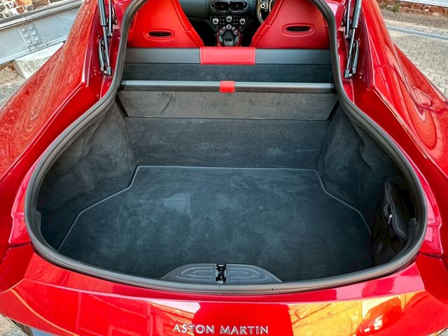 ASTON MARTIN ASTON MARTIN 2019