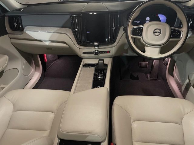 VOLVO VOLVO XC60 2022