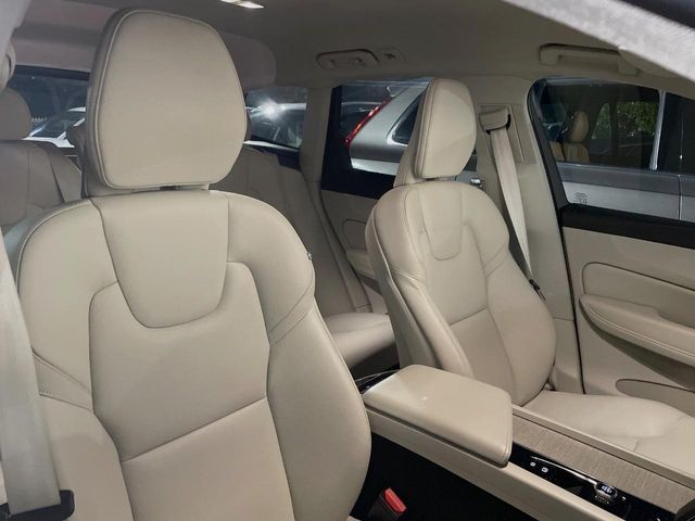 VOLVO VOLVO XC60 2022