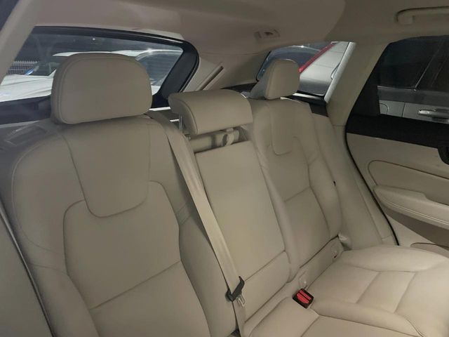 VOLVO VOLVO XC60 2022