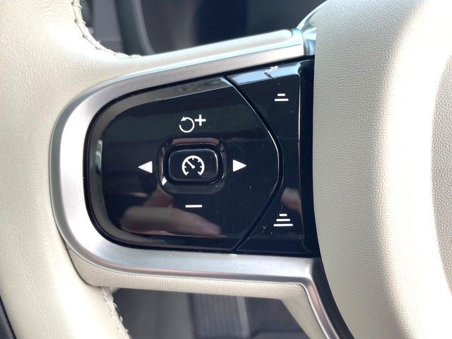 VOLVO VOLVO V60 2022