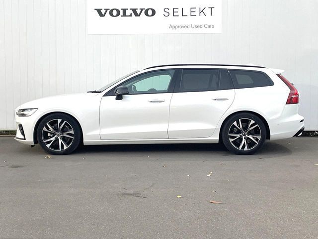 VOLVO VOLVO V60 2022