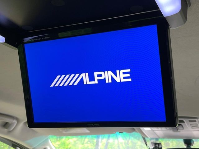 TOYOTA VELLFIRE 2012