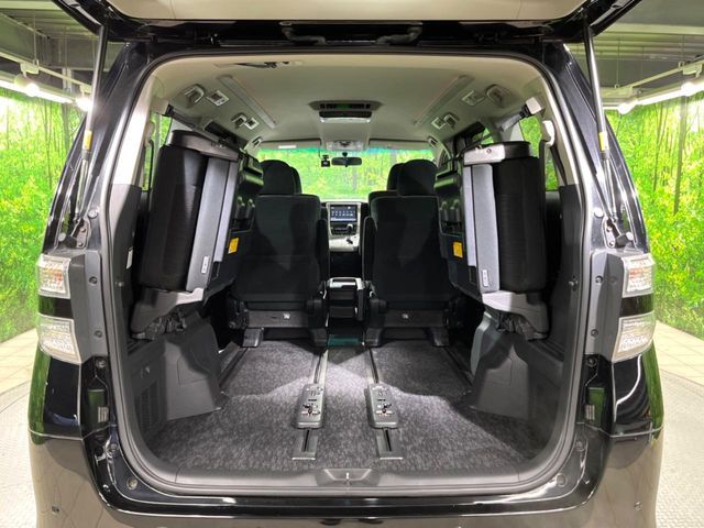 TOYOTA VELLFIRE 2012