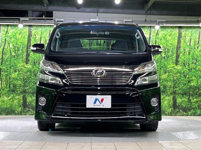 TOYOTA VELLFIRE 2012