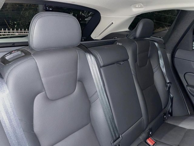 VOLVO VOLVO XC60 2022