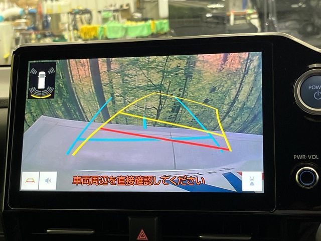 TOYOTA VOXY HYBRID 2023