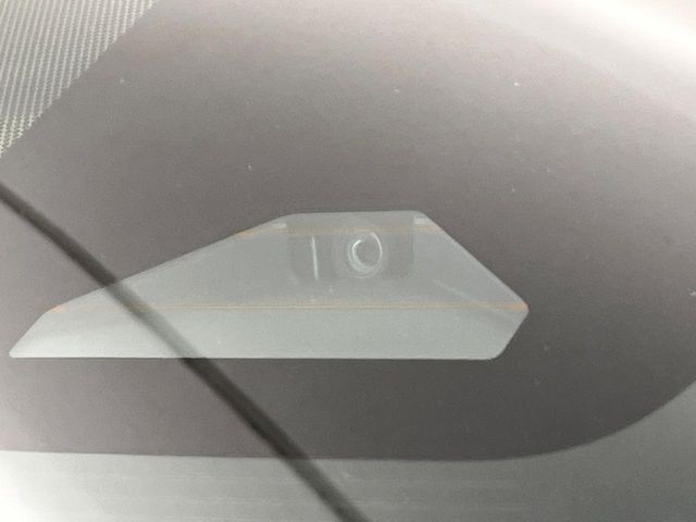 TOYOTA VOXY HYBRID 2023