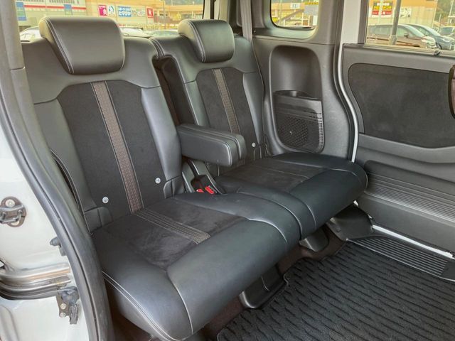 HONDA N BOX CUSTOM 2018