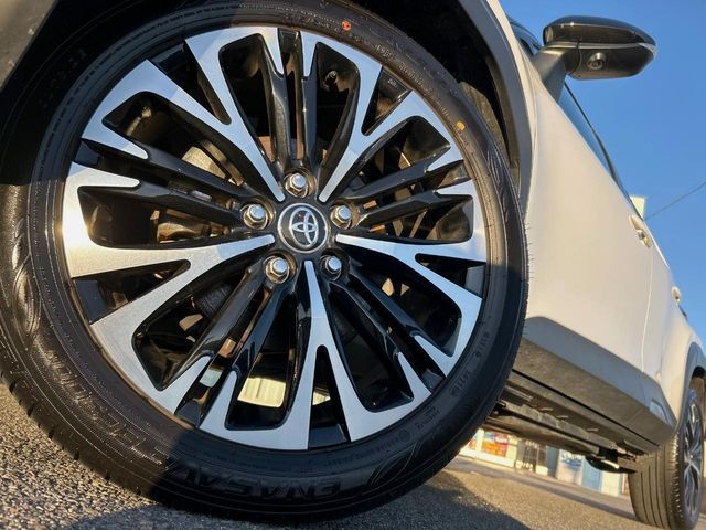 TOYOTA YARIS CROSS HYBRID 2025