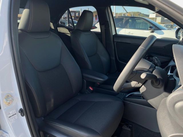 TOYOTA YARIS CROSS HYBRID 2025