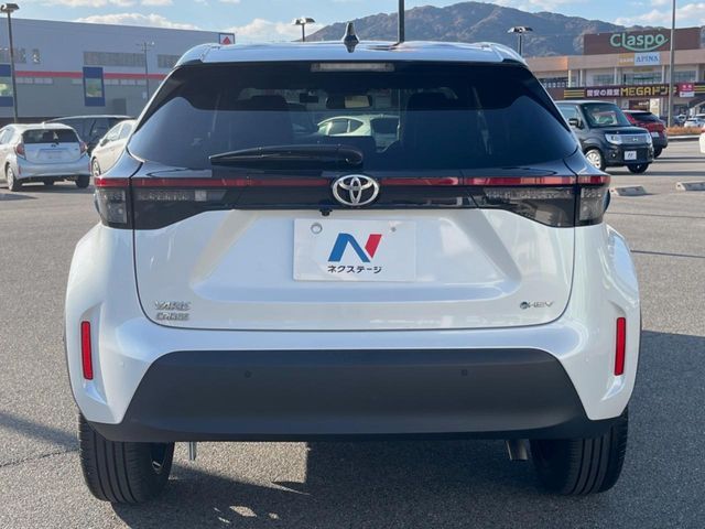 TOYOTA YARIS CROSS HYBRID 2025