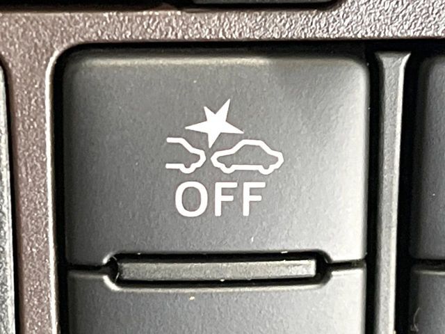 TOYOTA ROOMY 4WD 2018