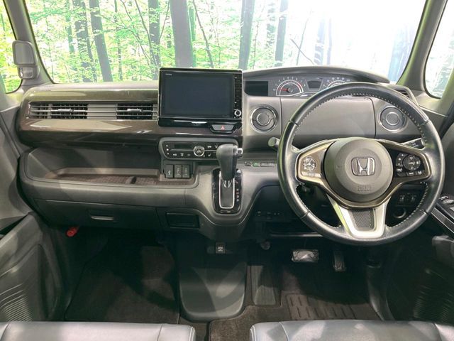 HONDA N BOX CUSTOM 4WD 2018