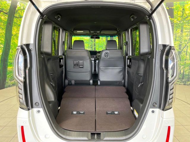 HONDA N BOX CUSTOM 4WD 2018