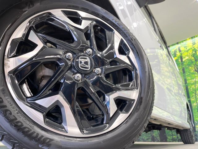 HONDA N BOX CUSTOM 4WD 2018