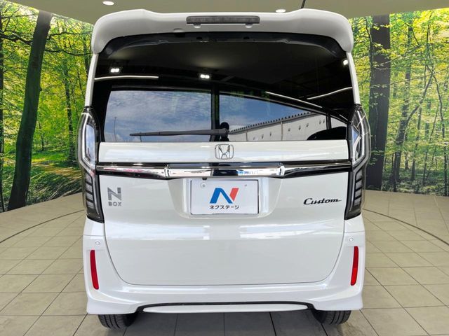 HONDA N BOX CUSTOM 4WD 2018