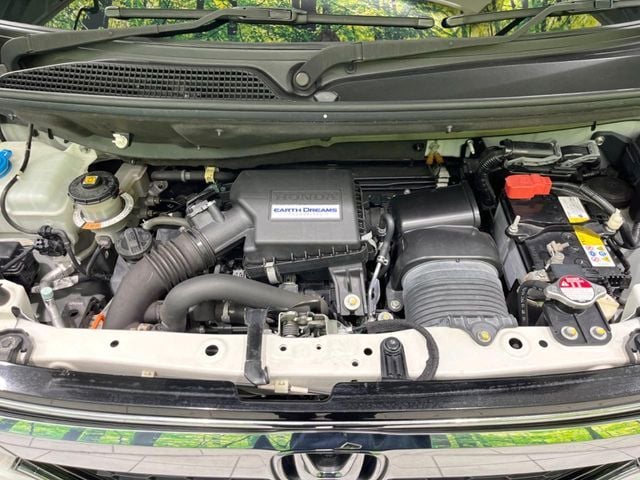 HONDA N BOX CUSTOM 4WD 2018